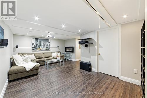 449 Roymor Crescent, Hamilton (Ancaster), ON 