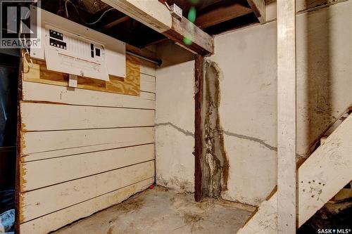 1035 Wallace Street, Regina, SK - Indoor Photo Showing Basement