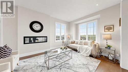 347 Berczy Green Drive, Markham, ON 