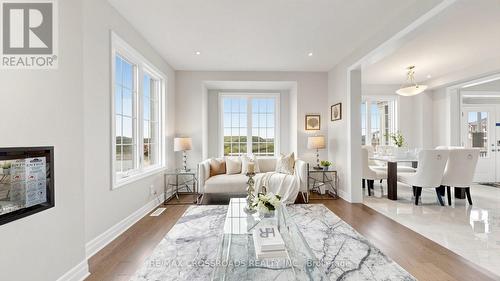 347 Berczy Green Drive, Markham, ON 