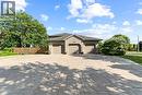 Can fit 12 cars in driveway, another 2 in the garage - 7775 St. Augustine Crescent, Niagara Falls, ON 