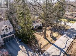 1252 MONA ROAD  Mississauga, ON L5G 3A1