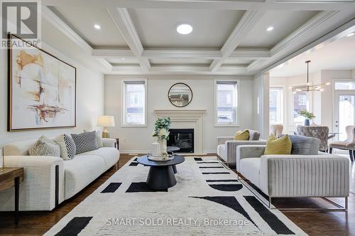 38 Crockart Lane, Aurora, ON 