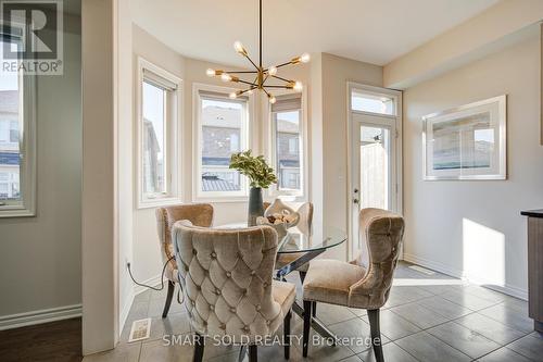 38 Crockart Lane, Aurora, ON 
