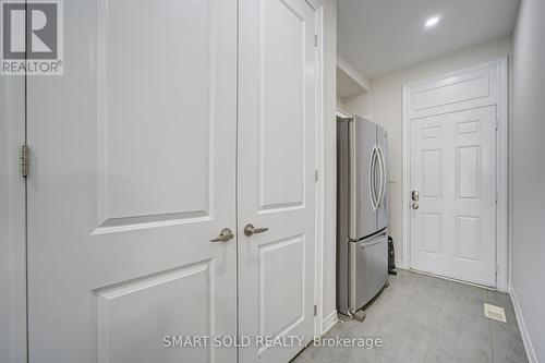 38 Crockart Lane, Aurora, ON 