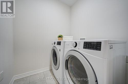 38 Crockart Lane, Aurora, ON 