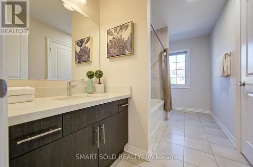 38 Crockart Lane, Aurora, ON 