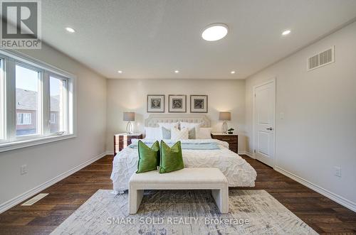 38 Crockart Lane, Aurora, ON 
