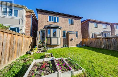 38 Crockart Lane, Aurora, ON 