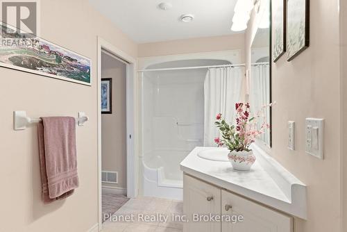D301 - 71 Bayberry Drive, Guelph (Village By The Arboretum), ON 
