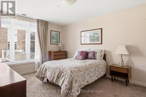 D301 - 71 Bayberry Drive, Guelph (Village By The Arboretum), ON 