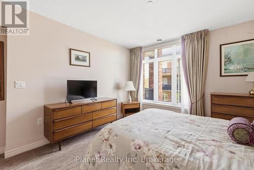 D301 - 71 Bayberry Drive, Guelph (Village By The Arboretum), ON 