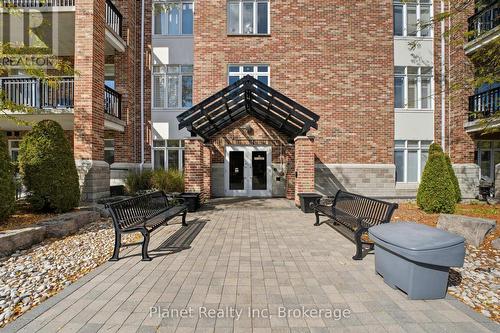 D301 - 71 Bayberry Drive, Guelph (Village By The Arboretum), ON 