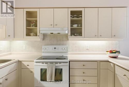 D301 - 71 Bayberry Drive, Guelph (Village By The Arboretum), ON 
