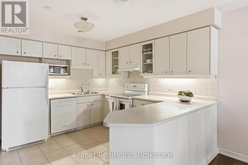 D301 - 71 Bayberry Drive, Guelph (Village By The Arboretum), ON 