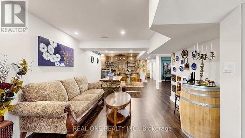 58 Emerald Hts Drive, Whitchurch-Stouffville, ON 
