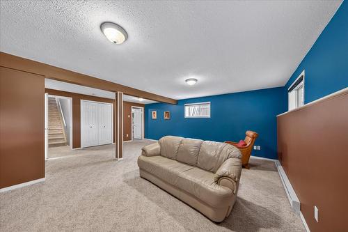 3-7559 Columbia Avenue, Radium Hot Springs, BC - Indoor