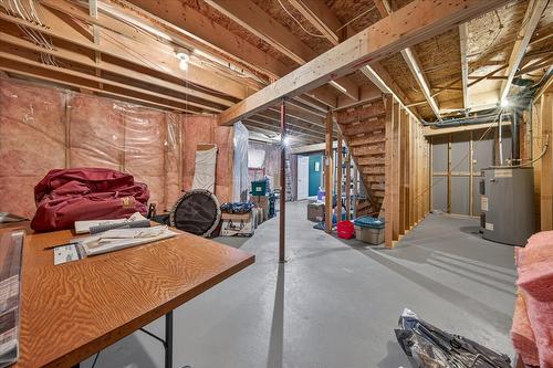 3-7559 Columbia Avenue, Radium Hot Springs, BC - Indoor Photo Showing Basement