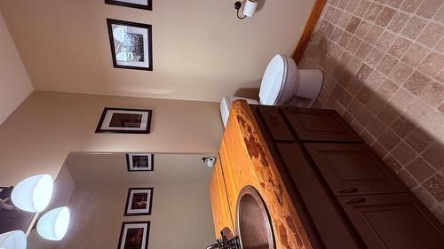 5179 Riverview Road, Fairmont Hot Springs, BC - Indoor Photo Showing Other Room