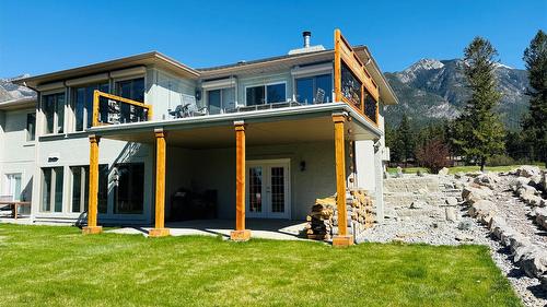 5179 Riverview Road, Fairmont Hot Springs, BC - Outdoor