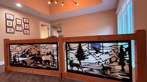 5179 Riverview Road, Fairmont Hot Springs, BC - Indoor Photo Showing Other Room