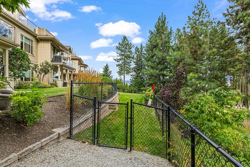6-2283 Shannon Heights Court, West Kelowna, BC - Outdoor With Balcony