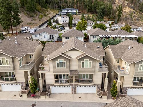 6-2283 Shannon Heights Court, West Kelowna, BC - Outdoor With Facade