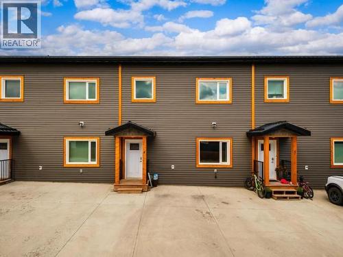 4-160 LEOTA STREET  Whitehorse, YT Y1A 0S8