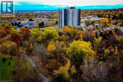 Image quality insufficient for description - 2055 Upper Middle Road Unit# 602, Burlington, ON 