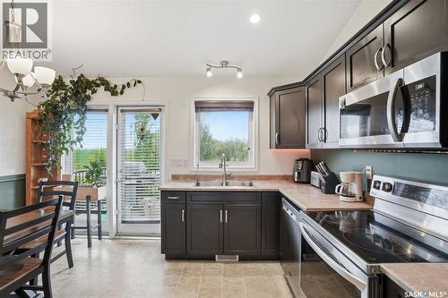 222 Parkview Cove, Osler, SK 