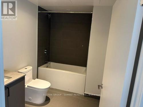 1507 - 135 East Liberty Street, Toronto, ON - Indoor Photo Showing Bathroom