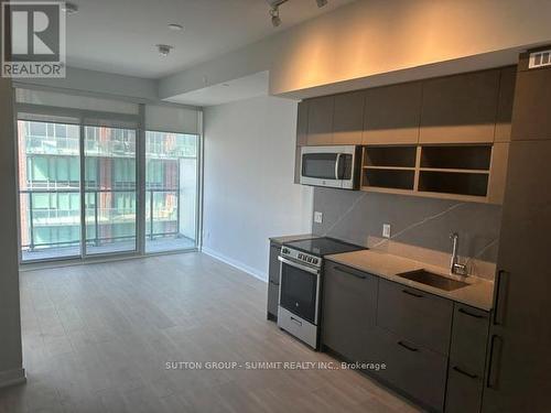 1507 - 135 East Liberty Street, Toronto, ON - Indoor Photo Showing Kitchen