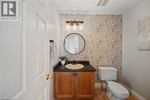 6 Scottswood Lane, Caledonia, ON - Indoor Photo Showing Bathroom