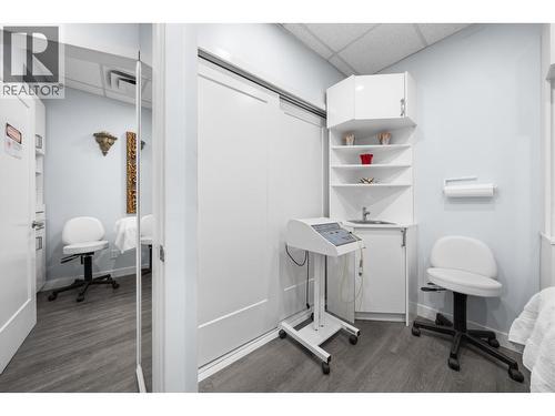 L03/L04 955 Hornby Street, Vancouver, BC 