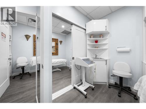 L03/L04 955 Hornby Street, Vancouver, BC 