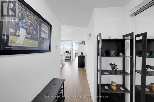 421 - 4800 Highway 7, Vaughan, ON 
