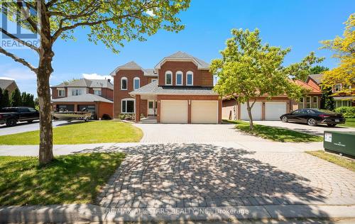 18 LISMER COURT  Markham, ON L3R 0G2