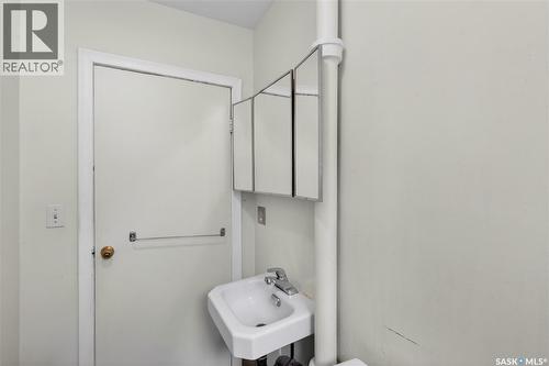 305 Burrows Avenue W, Melfort, SK 