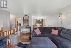 bright and cozy living room - 