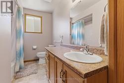 4-pc bathroom - 
