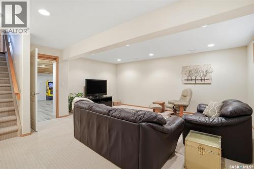211 Brookmore Lane, Saskatoon, SK 