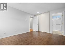 Primary bedroom - 