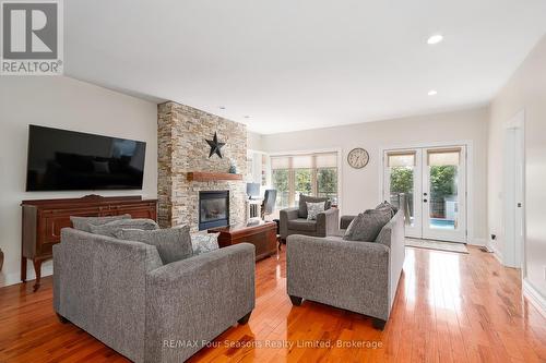 121 Elm Street, Collingwood, ON 