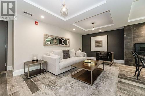 402 - 73 Arthur Street S, Guelph (Downtown), ON 