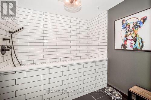 402 - 73 Arthur Street S, Guelph (Downtown), ON 