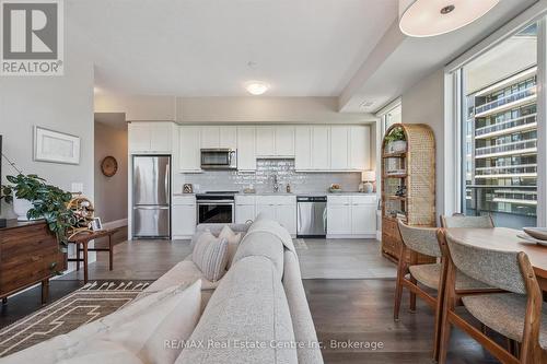 402 - 73 Arthur Street S, Guelph (Downtown), ON 