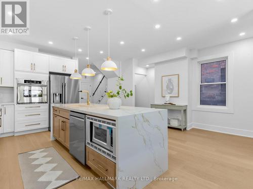 208 Gainsborough Road, Toronto, ON 
