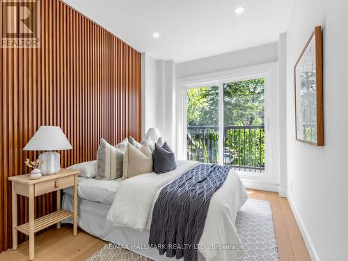 208 Gainsborough Road, Toronto, ON 
