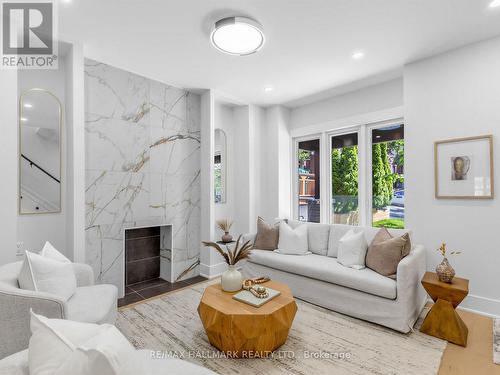 208 Gainsborough Road, Toronto, ON 