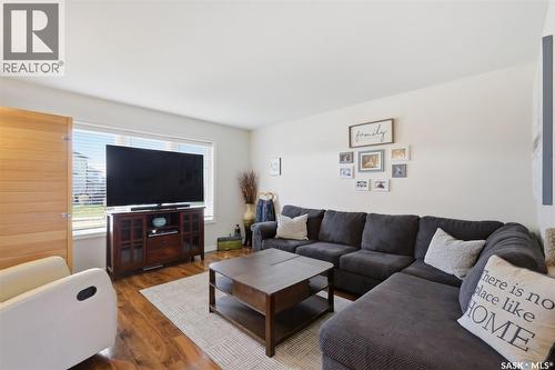 646 Hampton Circle, Saskatoon, SK 